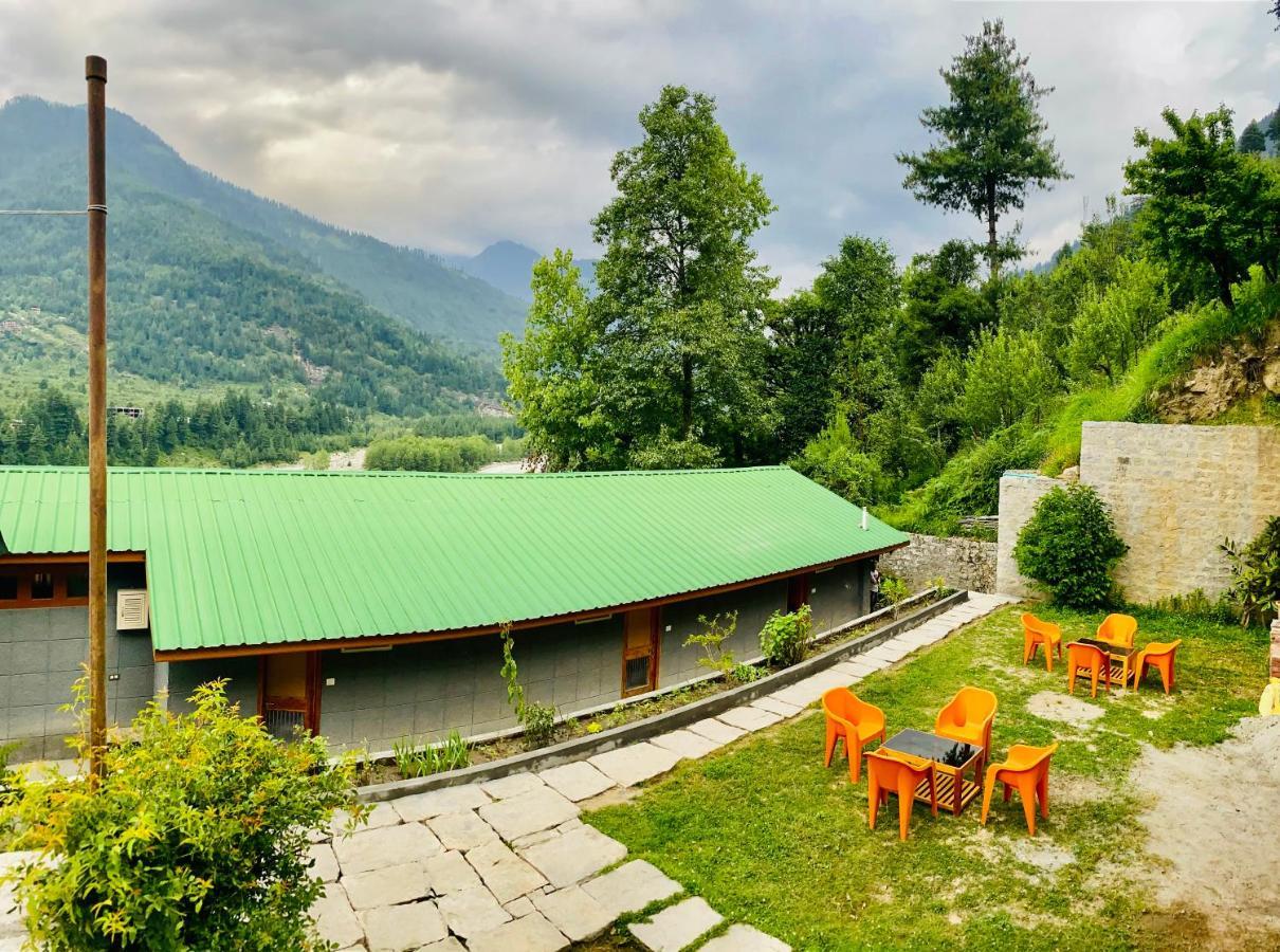 Holywood Classic-River View Resort Manali (Himachal Pradesh) Exterior photo